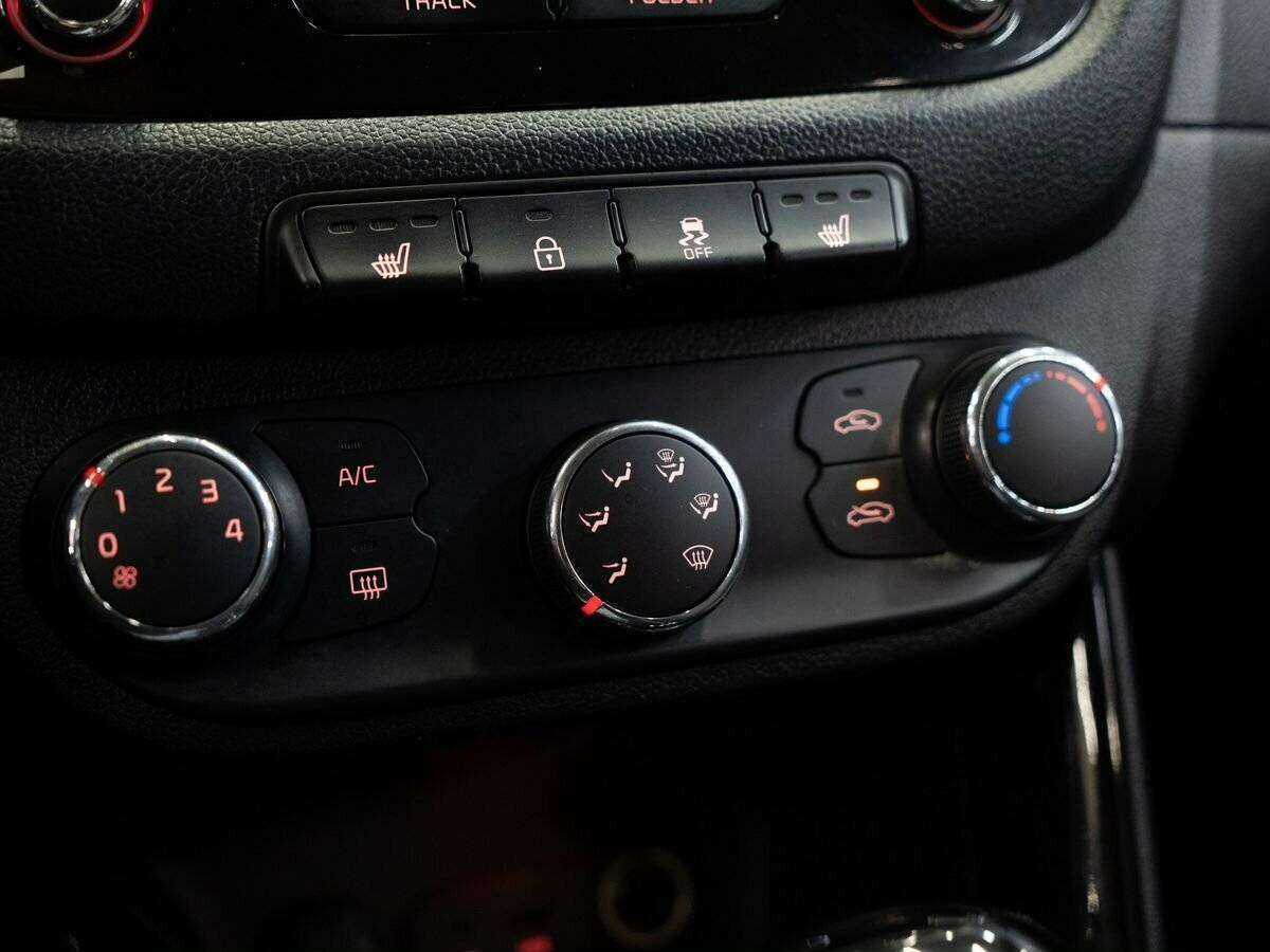 Kia Ceed с пробегом — 2014 год. Фото: #13