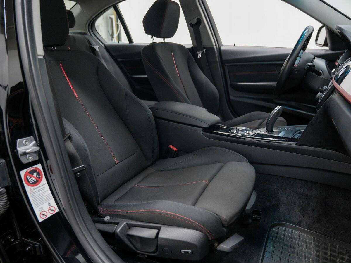 BMW 3 серии с пробегом — 2013 год. Фото: #8