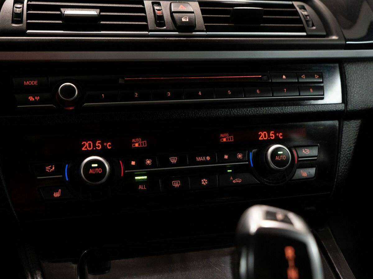 BMW 5 серии с пробегом — 2012 год. Фото: #14