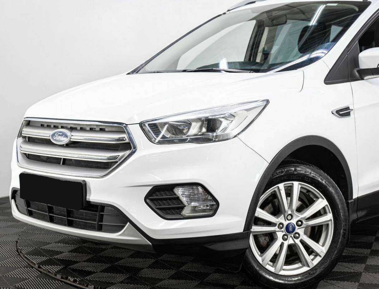 Ford Kuga с пробегом — 2017 год. Фото: #6