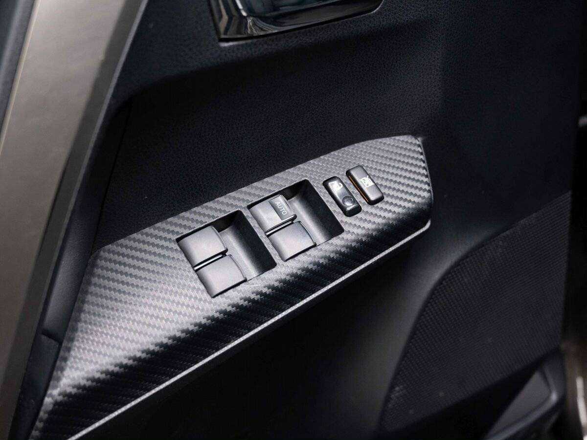 Toyota RAV4 с пробегом — 2014 год. Фото: #18