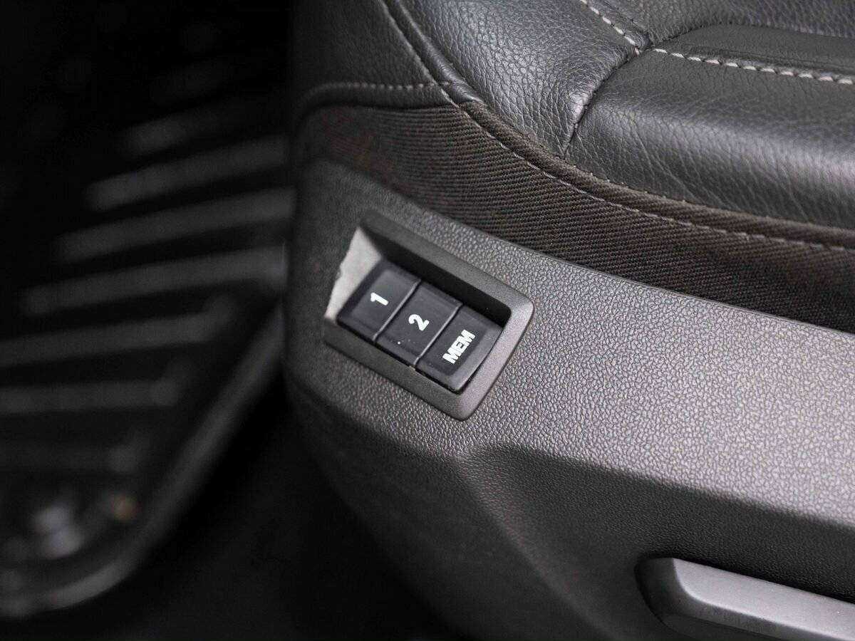 Opel Insignia с пробегом — 2013 год. Фото: #21