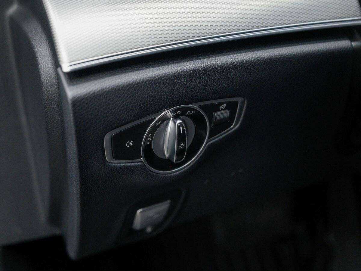 Mercedes-Benz E-Класс с пробегом — 2017 год. Фото: #15