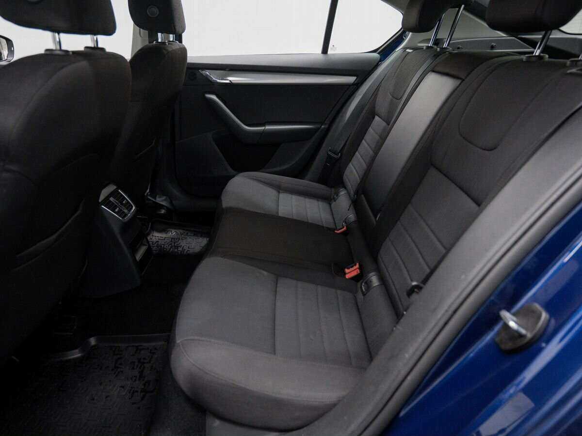 Skoda Octavia с пробегом — 2015 год. Фото: #11