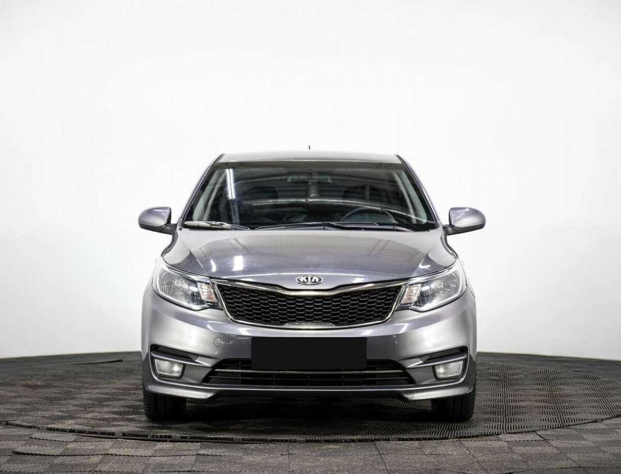 Kia Rio с пробегом — 2015 год. Фото: #1