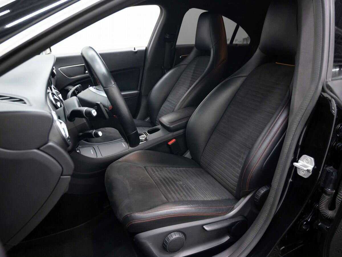 Mercedes-Benz CLA с пробегом — 2013 год. Фото: #8