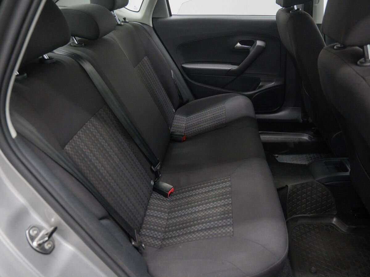 Volkswagen Polo с пробегом — 2020 год. Фото: #8