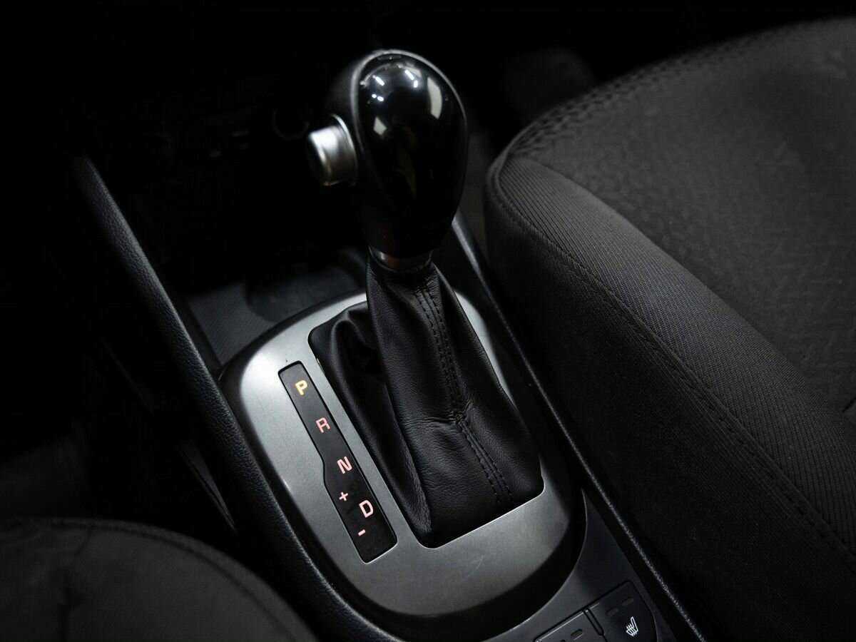 Kia Rio с пробегом — 2017 год. Фото: #17