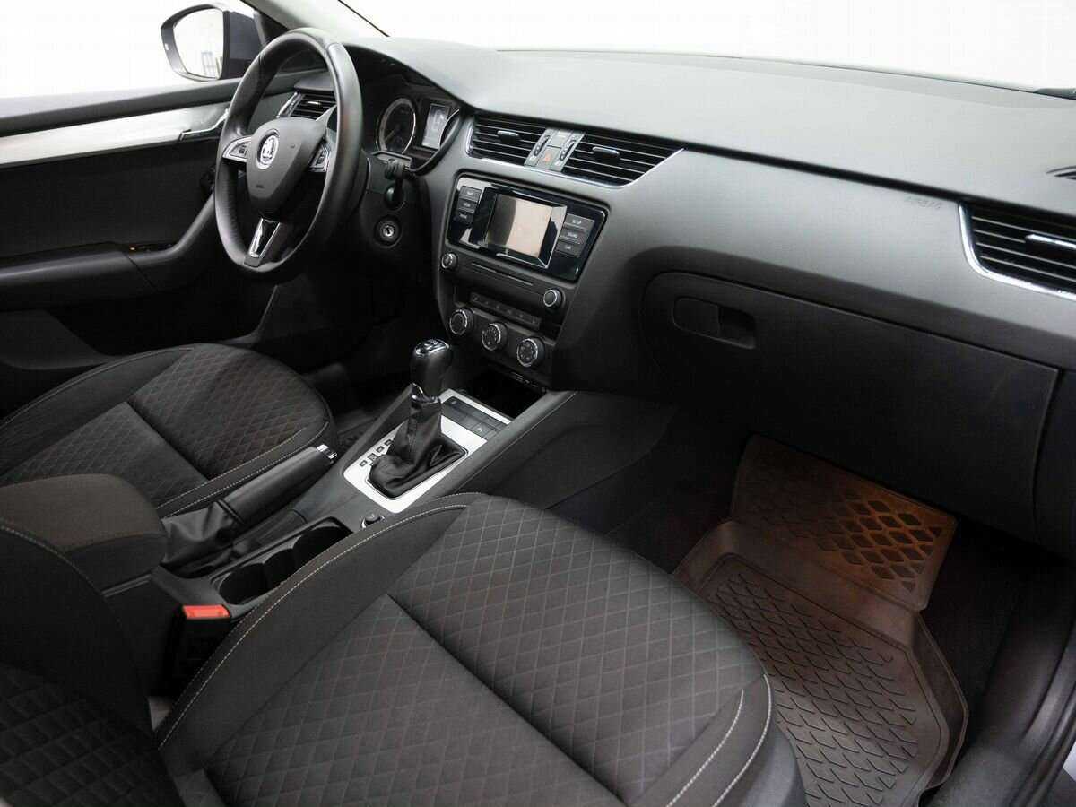 Skoda Octavia с пробегом — 2016 год. Фото: #13