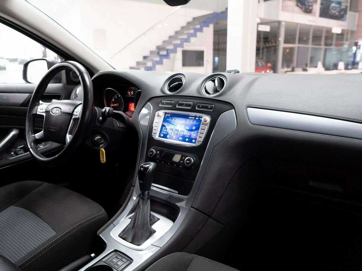 Ford Mondeo с пробегом — 2012 год. Фото: #13