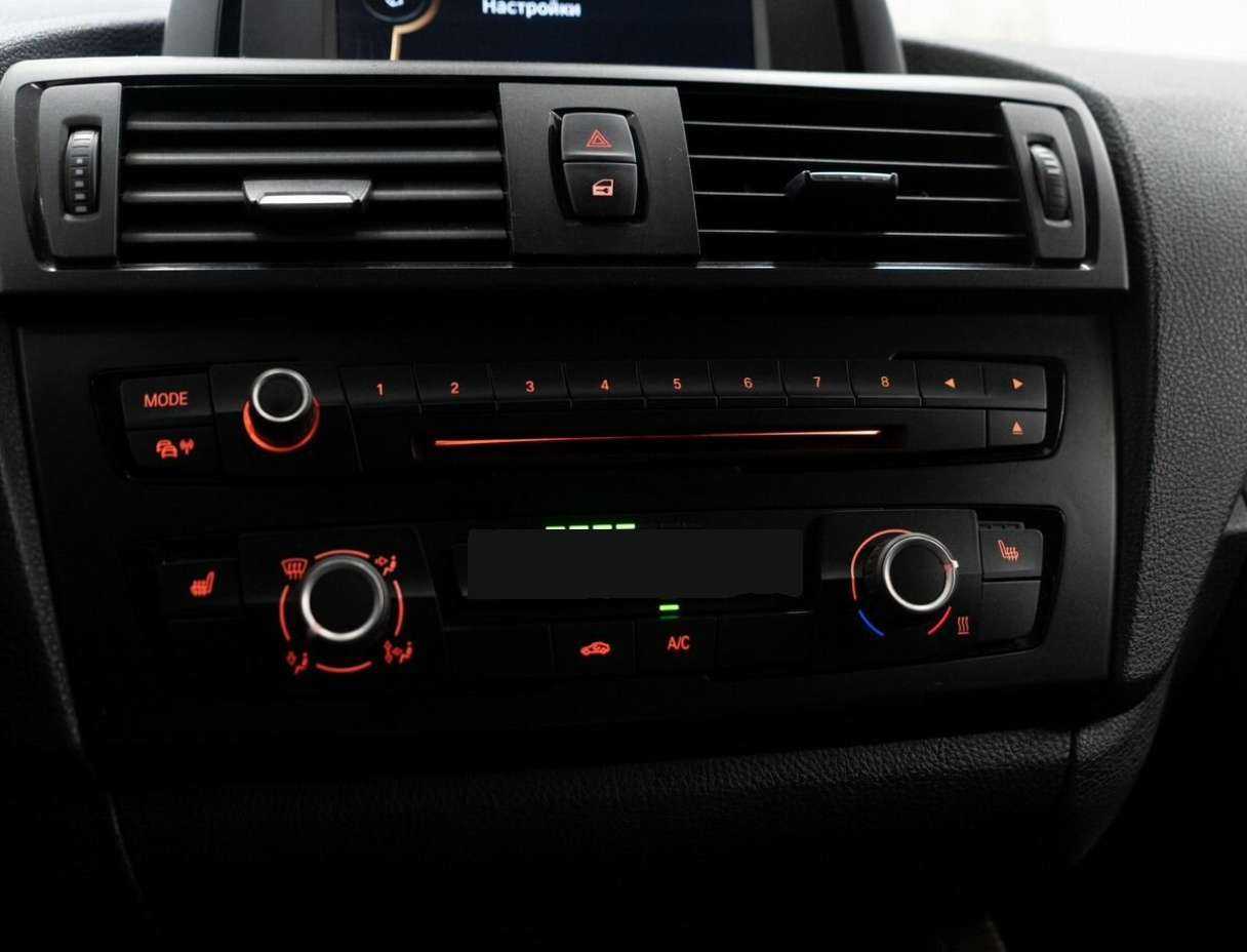 BMW 1 серии с пробегом — 2012 год. Фото: #12