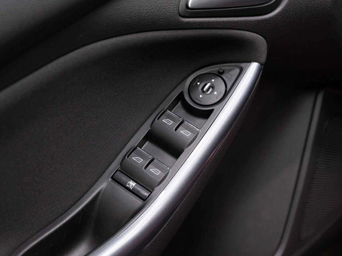 Ford Focus с пробегом — 2014 год. Фото: #17