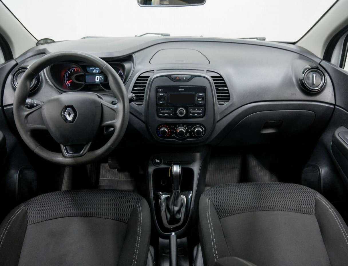 Renault Kaptur с пробегом — 2018 год. Фото: #9