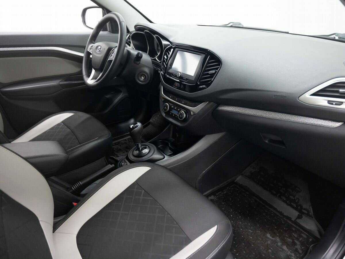 Lada (ВАЗ) Vesta с пробегом — 2019 год. Фото: #12