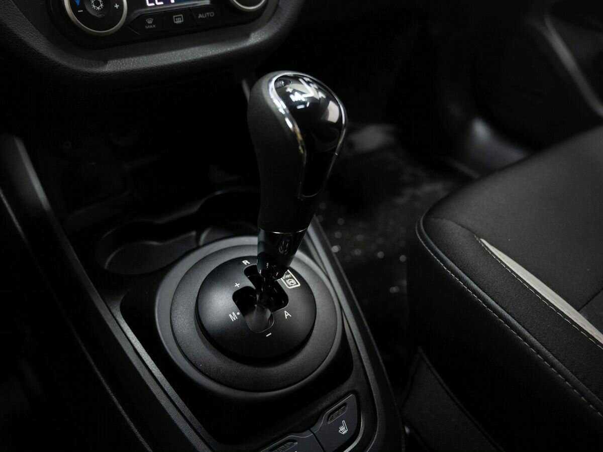 Lada (ВАЗ) Vesta с пробегом — 2019 год. Фото: #22