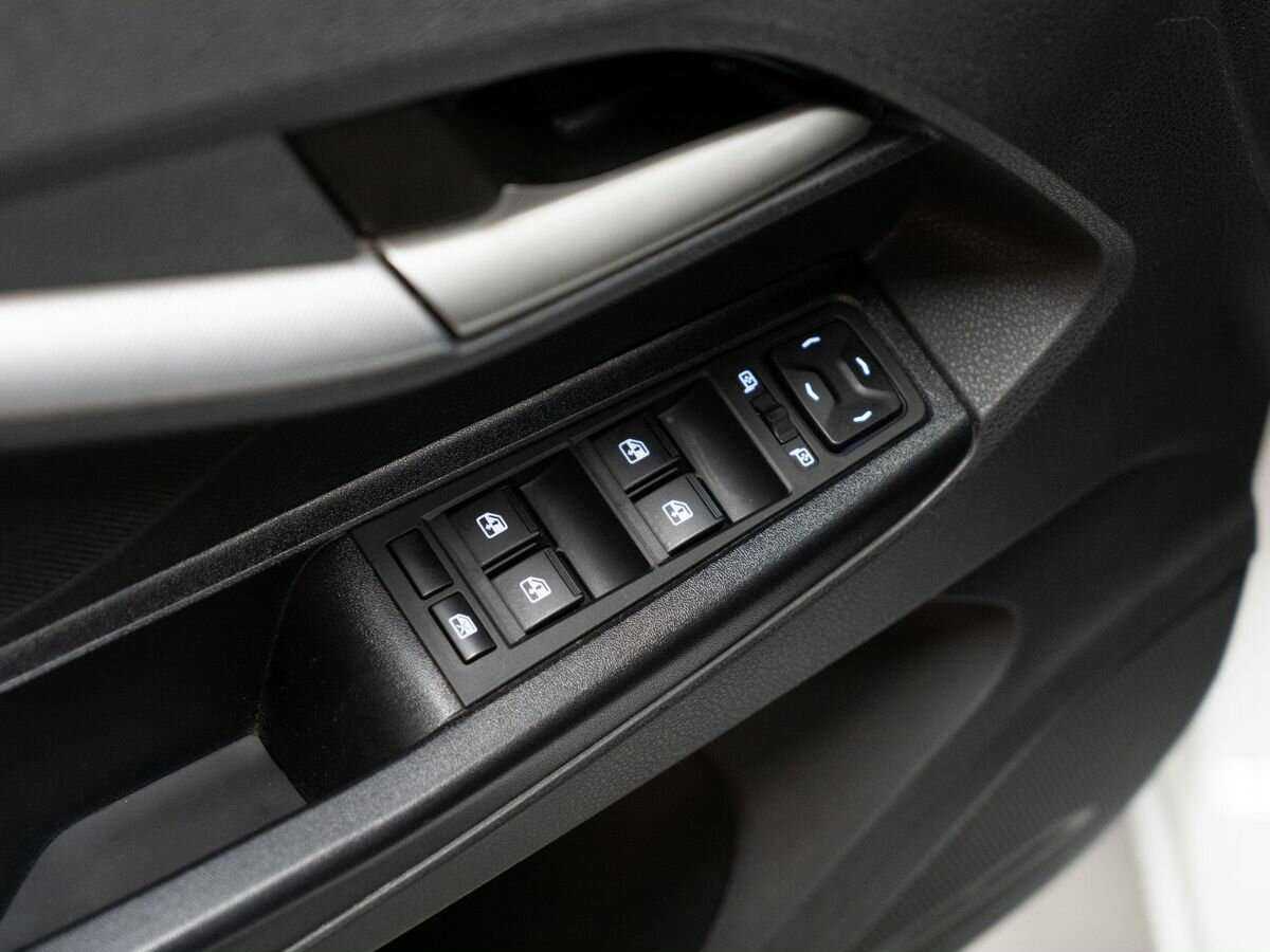 Lada (ВАЗ) Vesta с пробегом — 2019 год. Фото: #13