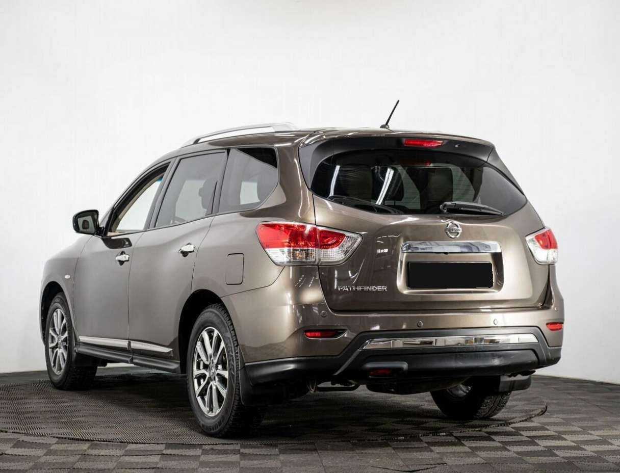 Nissan Pathfinder с пробегом — 2014 год. Фото: #3