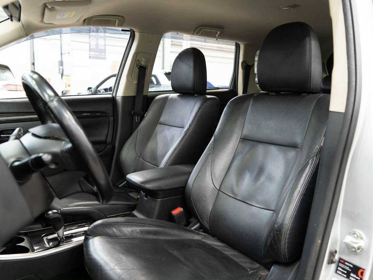 Mitsubishi Outlander с пробегом — 2017 год. Фото: #5