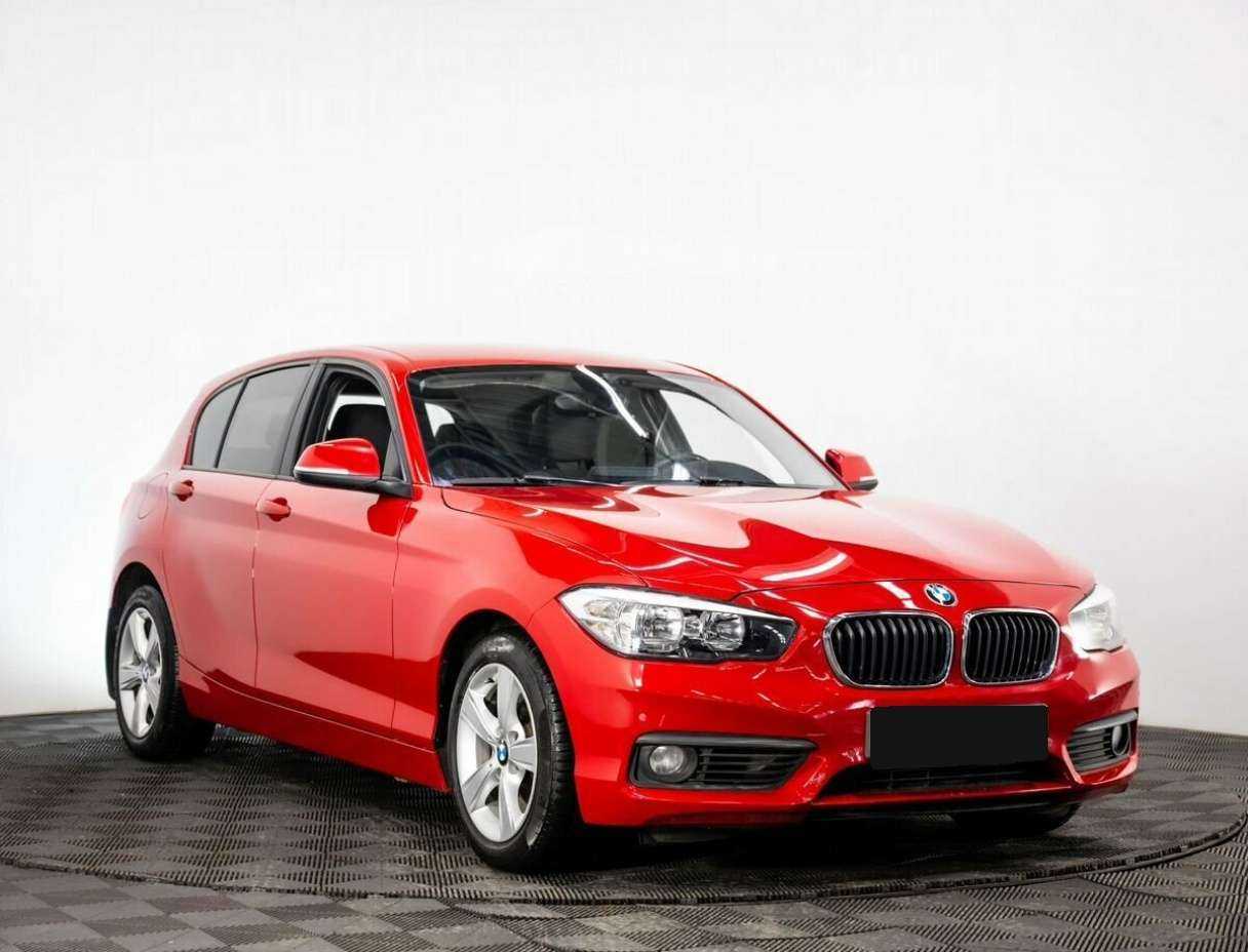 BMW 1 серии с пробегом — 2016 год. Фото: #2