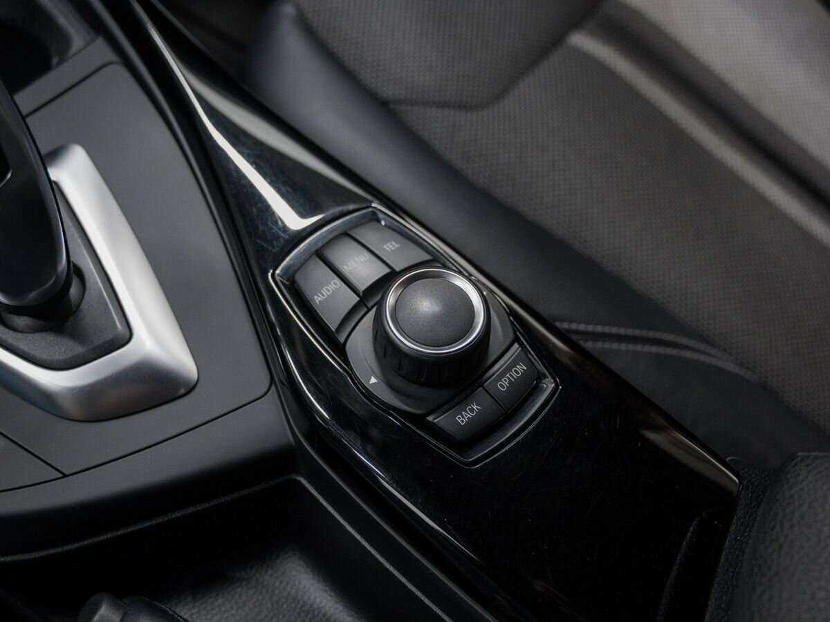 BMW 1 серии с пробегом — 2016 год. Фото: #20