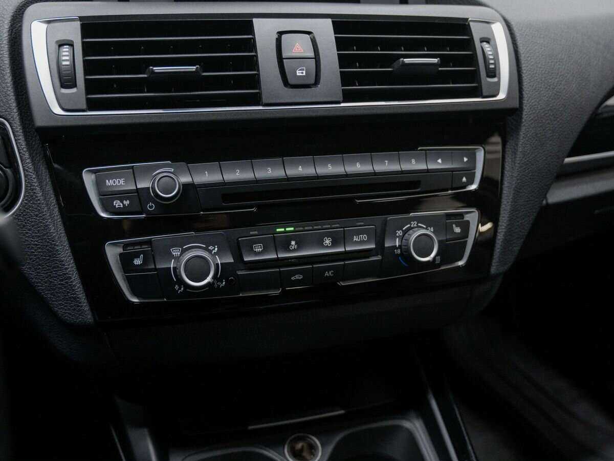 BMW 1 серии с пробегом — 2016 год. Фото: #21