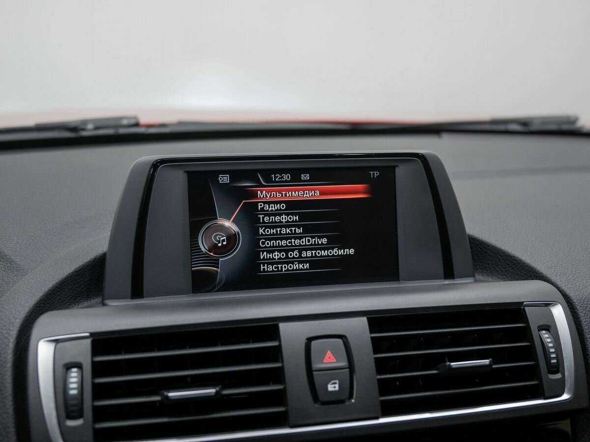 BMW 1 серии с пробегом — 2016 год. Фото: #23