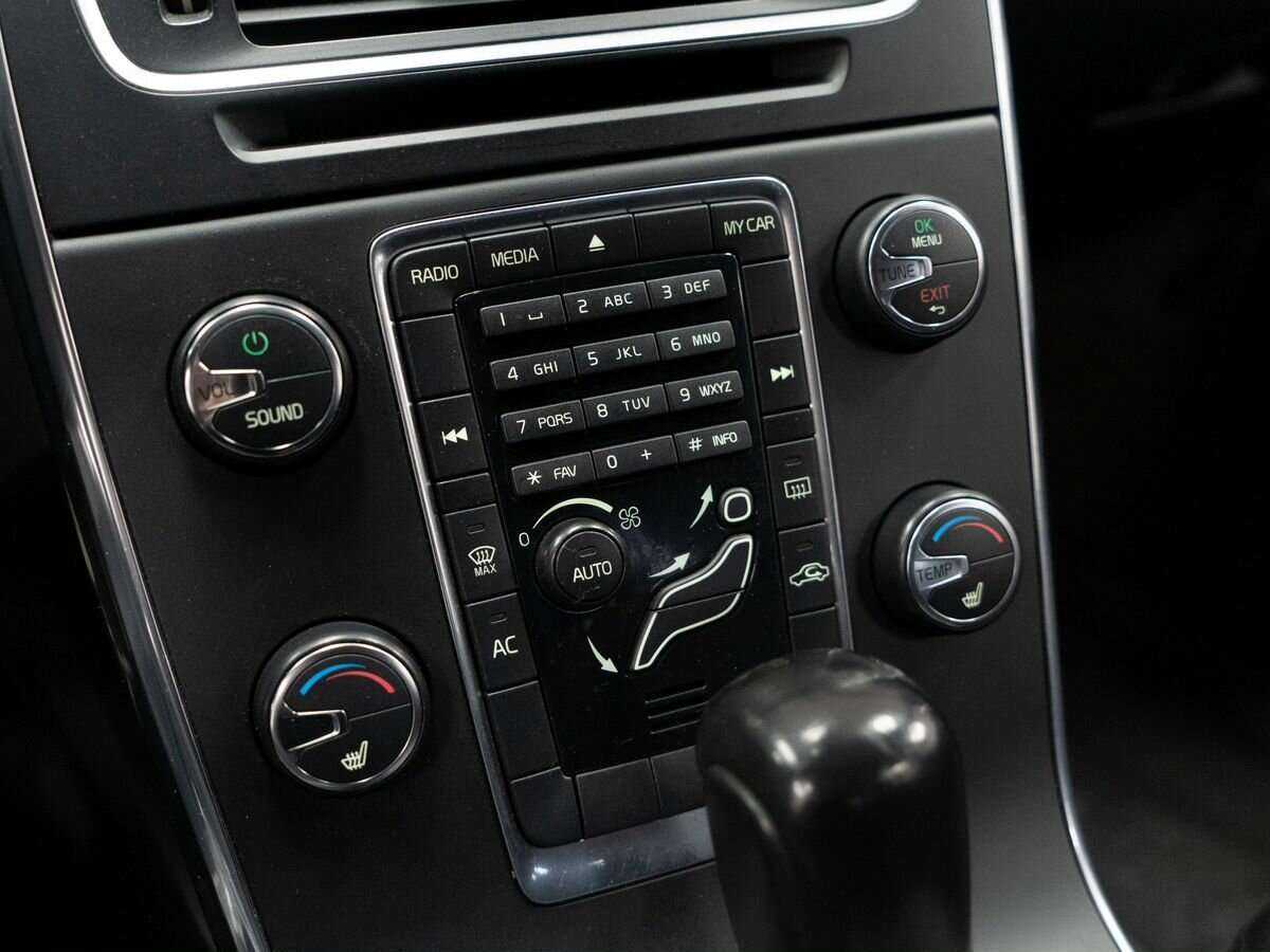 Volvo S60 с пробегом — 2012 год. Фото: #9