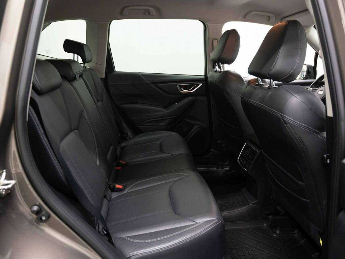 Subaru Forester с пробегом — 2018 год. Фото: #9