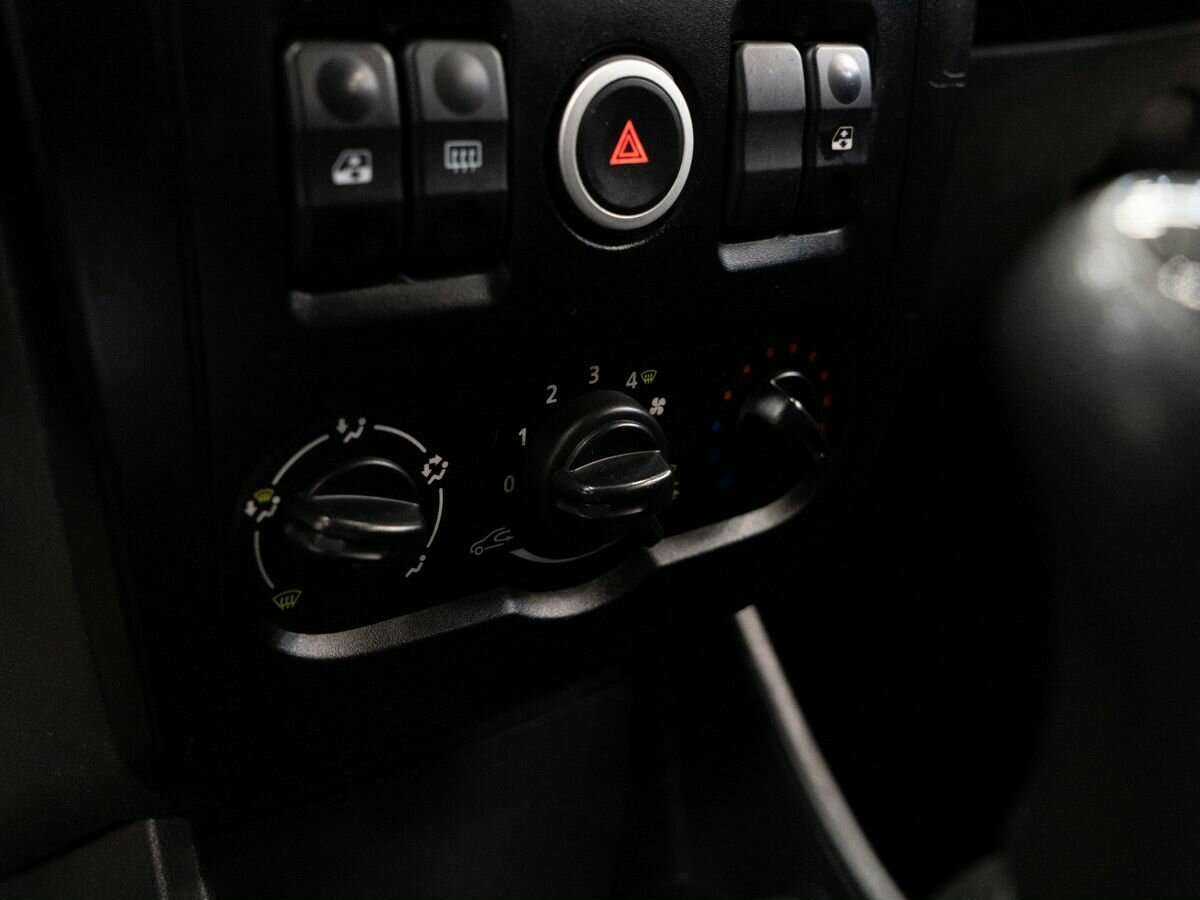 Lada (ВАЗ) Largus с пробегом — 2019 год. Фото: #11