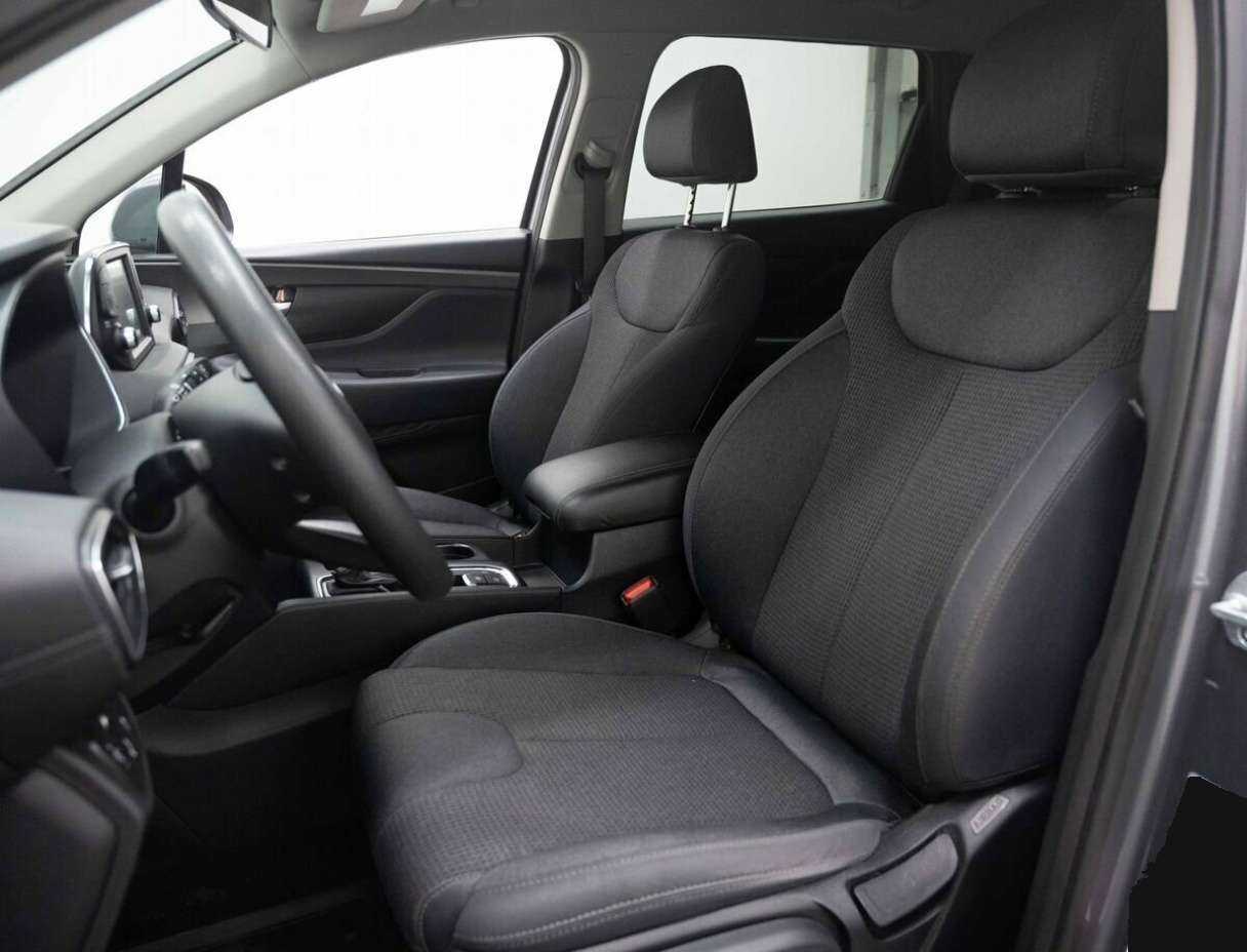 Hyundai Santa Fe с пробегом — 2019 год. Фото: #7