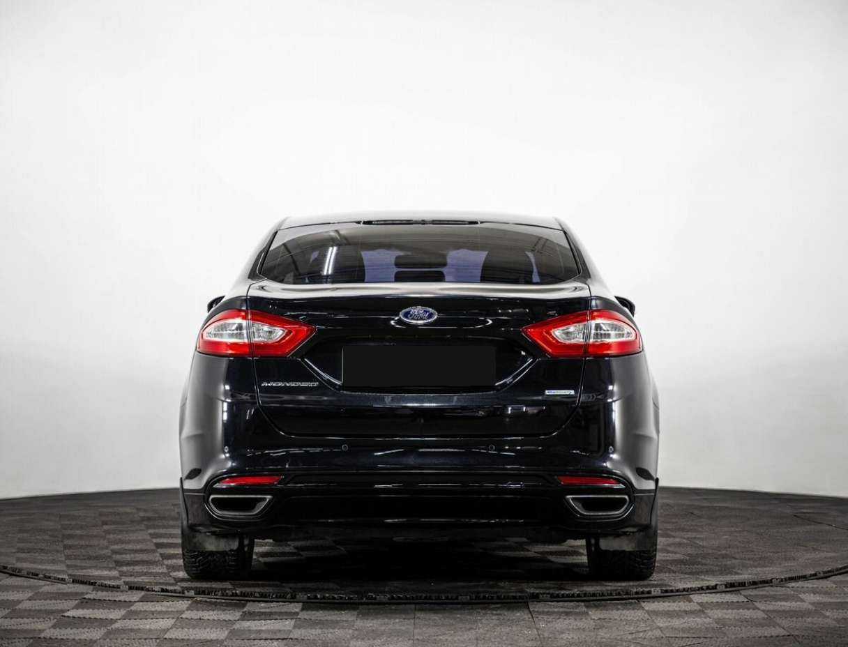 Ford Mondeo с пробегом — 2015 год. Фото: #4