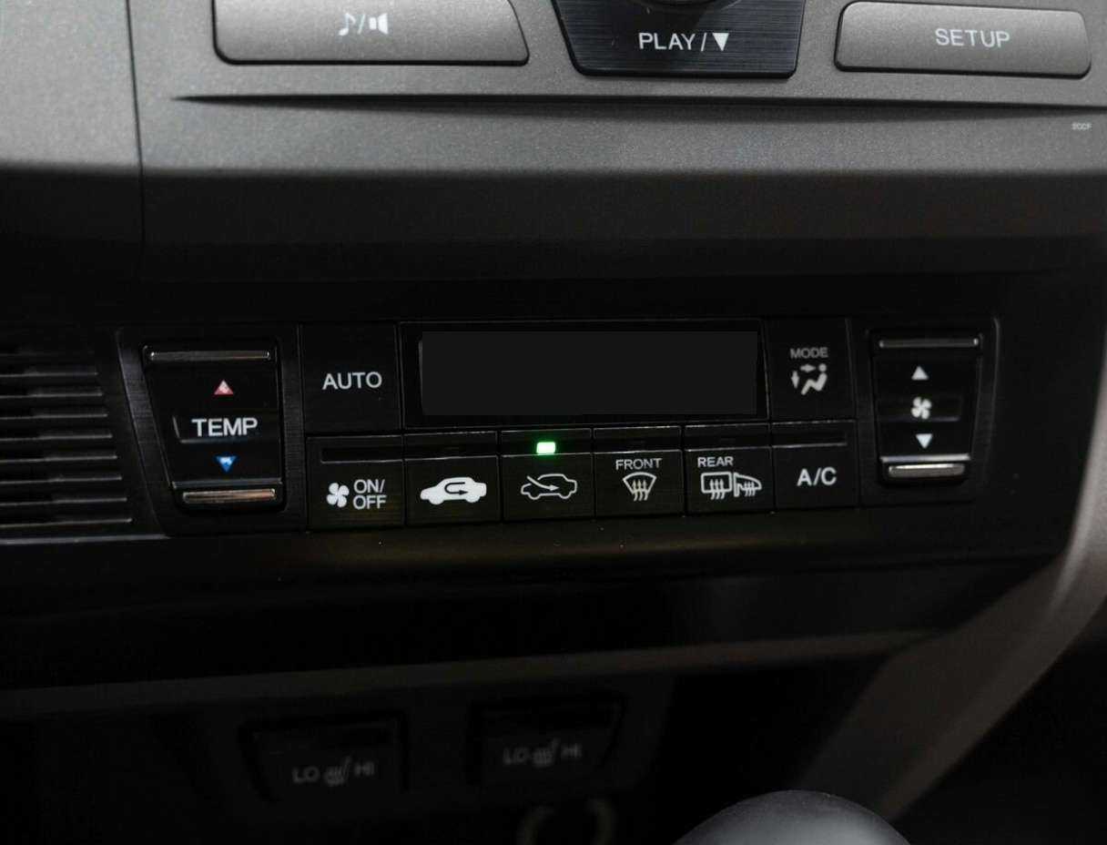 Honda Civic с пробегом — 2012 год. Фото: #21