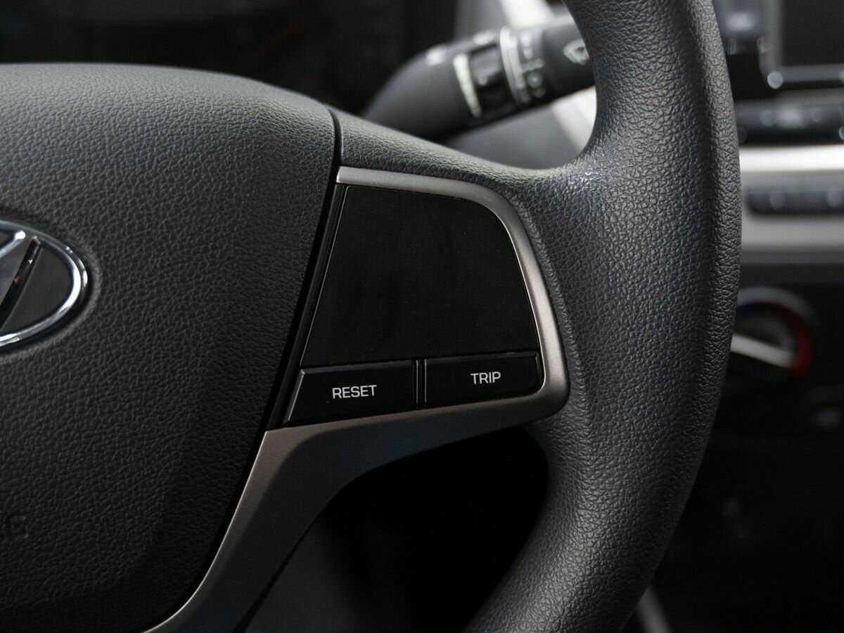 Hyundai Solaris с пробегом — 2019 год. Фото: #12