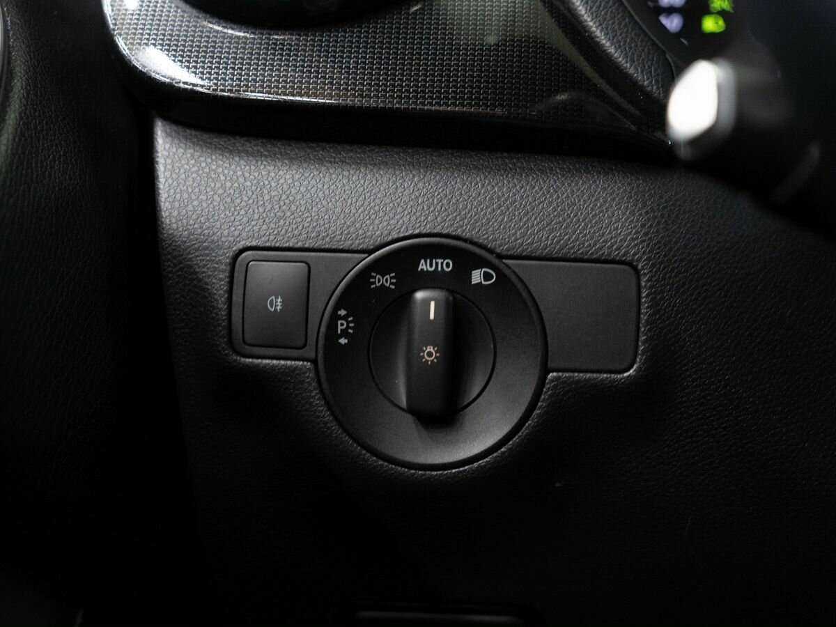 Mercedes-Benz B-Класс с пробегом — 2013 год. Фото: #14