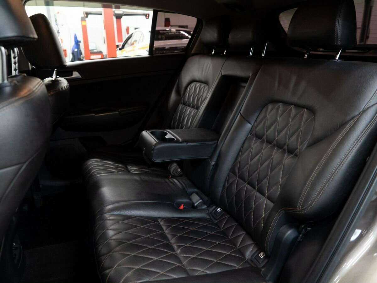 Kia Sportage с пробегом — 2016 год. Фото: #6