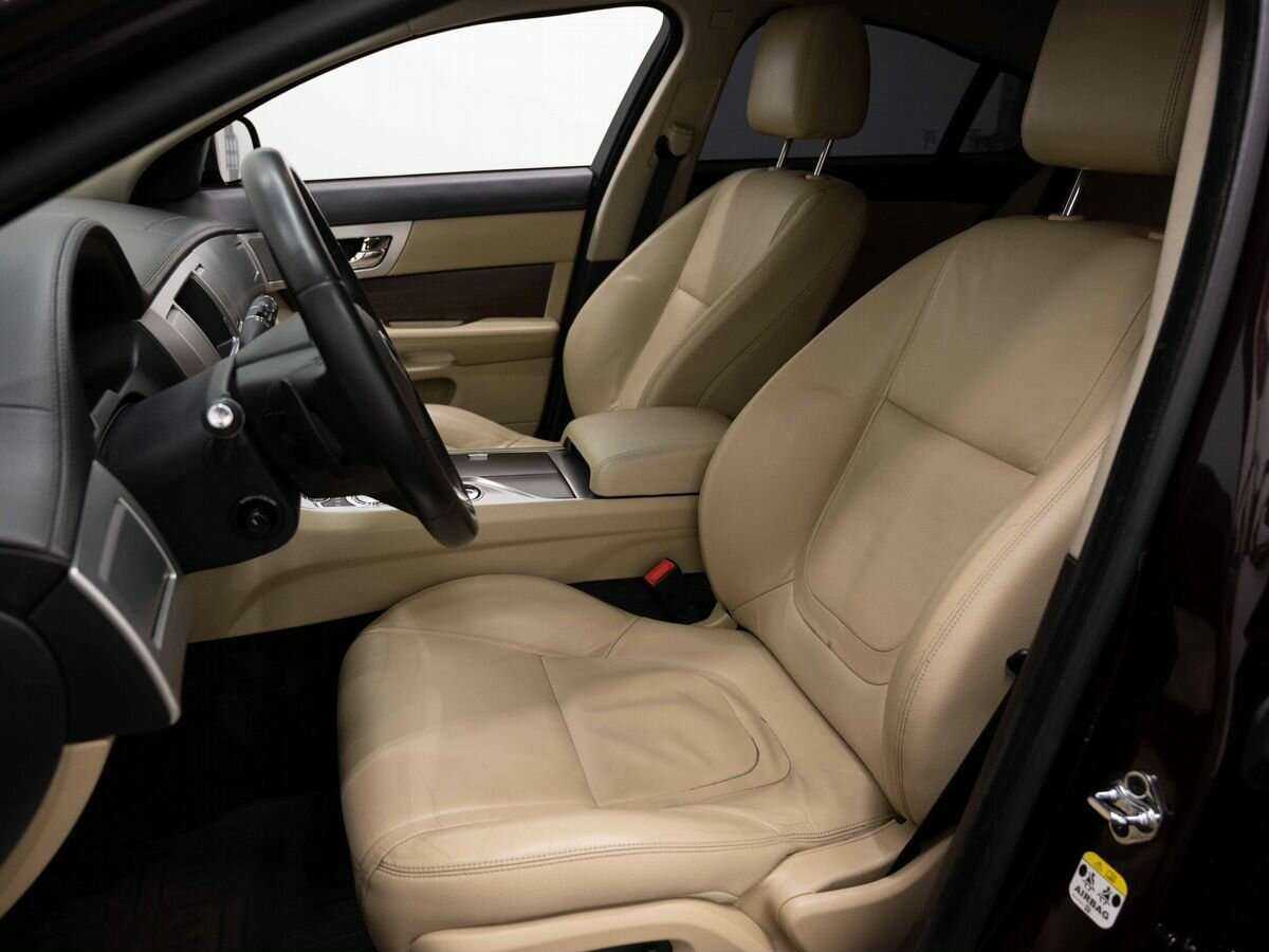 Jaguar XF с пробегом — 2013 год. Фото: #10