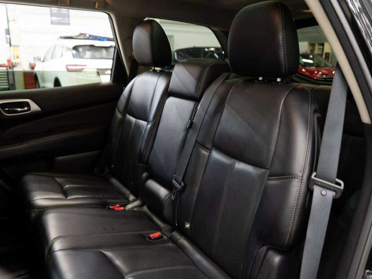 Nissan Pathfinder с пробегом — 2015 год. Фото: #6