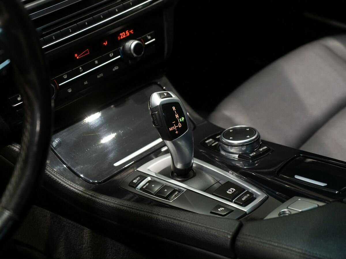 BMW 5 серии с пробегом — 2016 год. Фото: #11