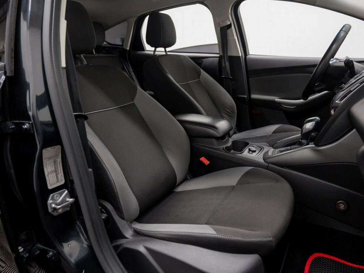 Ford Focus с пробегом — 2013 год. Фото: #11