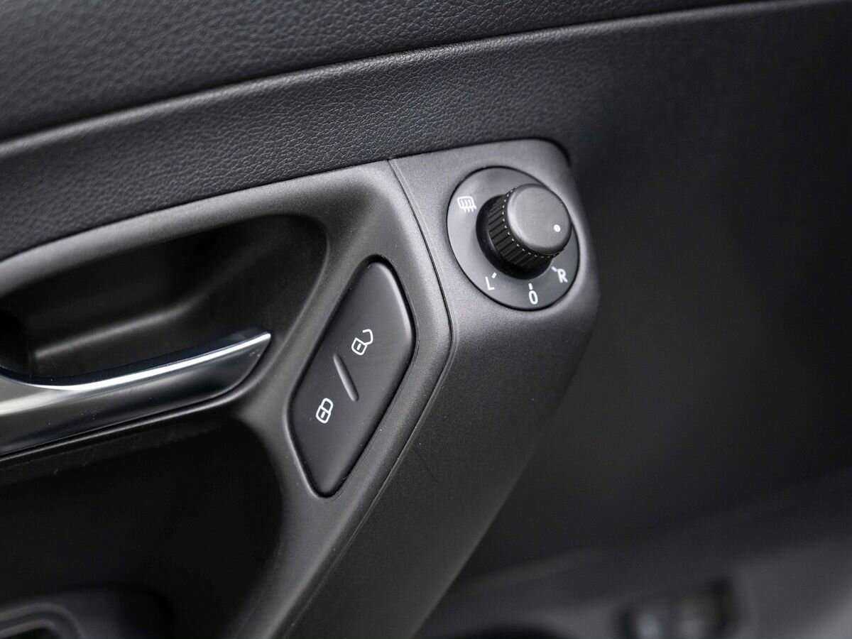 Volkswagen Polo с пробегом — 2018 год. Фото: #17