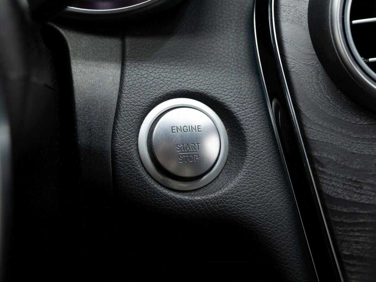 Mercedes-Benz C-Класс с пробегом — 2015 год. Фото: #15