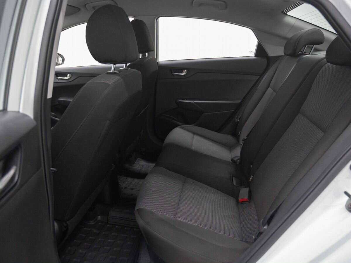 Hyundai Solaris с пробегом — 2020 год. Фото: #8