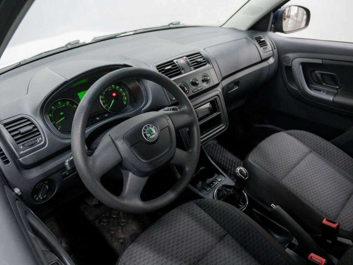 Skoda Fabia с пробегом — 2012 год. Фото: #13