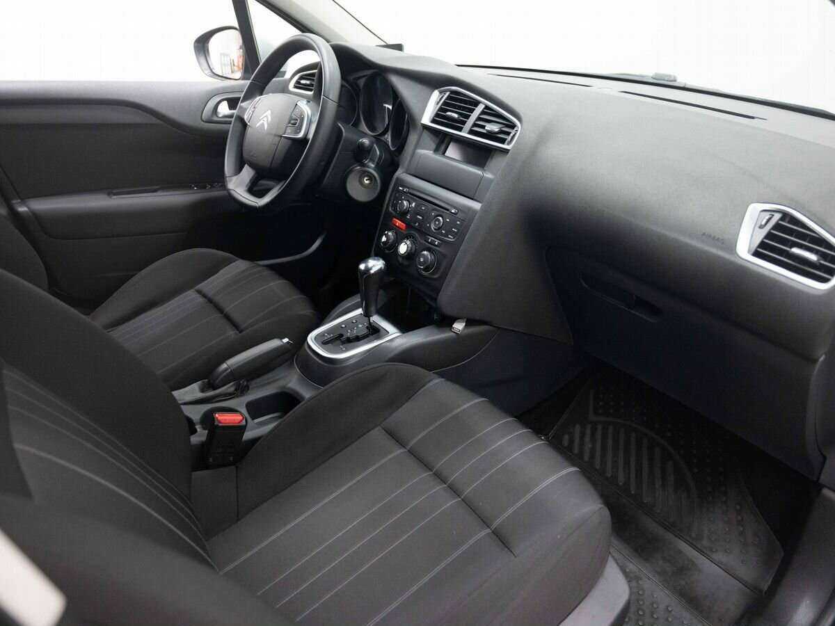 Citroen C4 с пробегом — 2012 год. Фото: #10