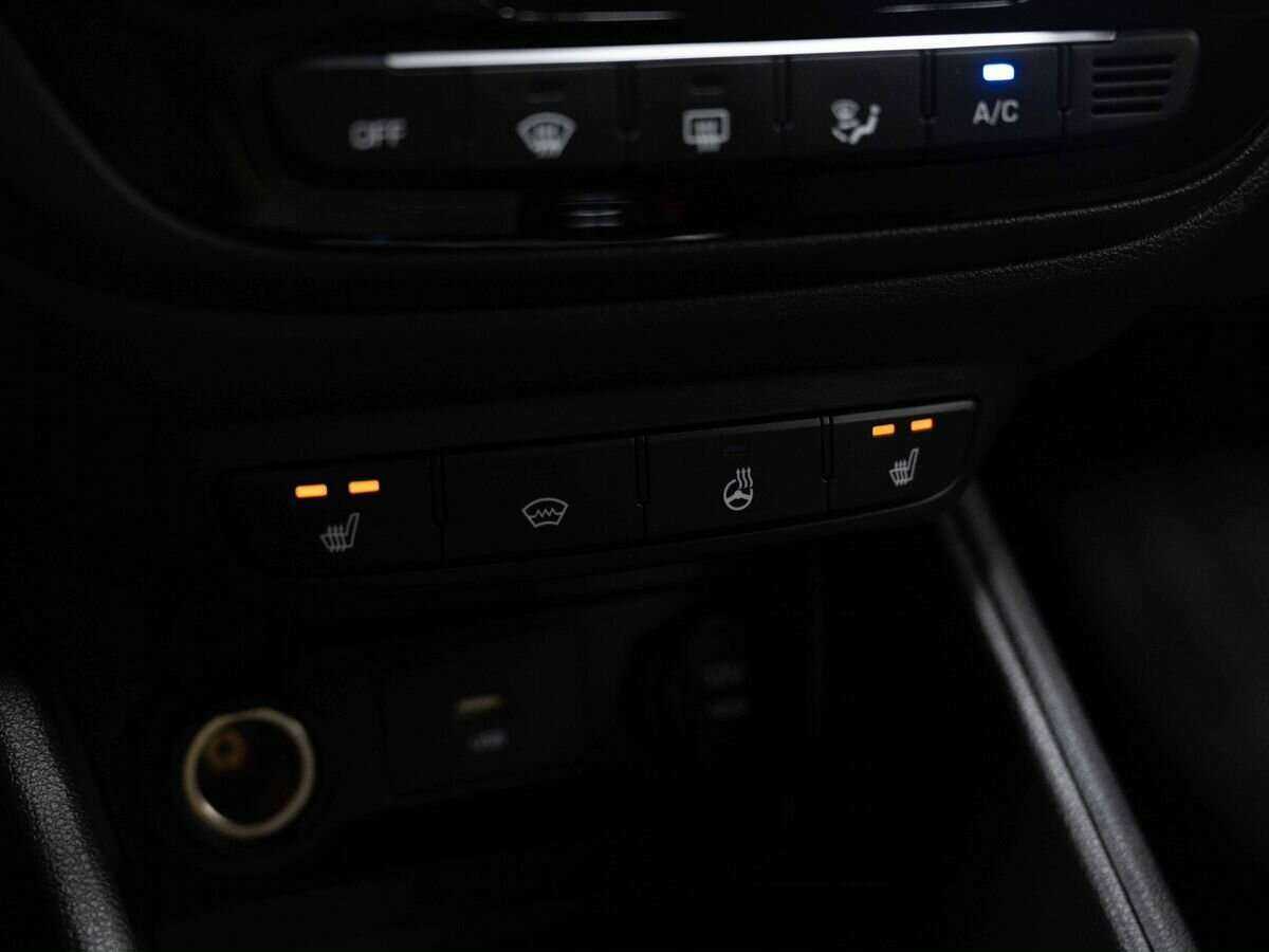 Hyundai Solaris с пробегом — 2021 год. Фото: #23