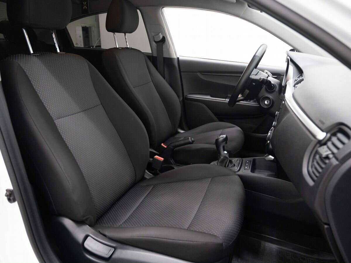 Kia Rio с пробегом — 2022 год. Фото: #10