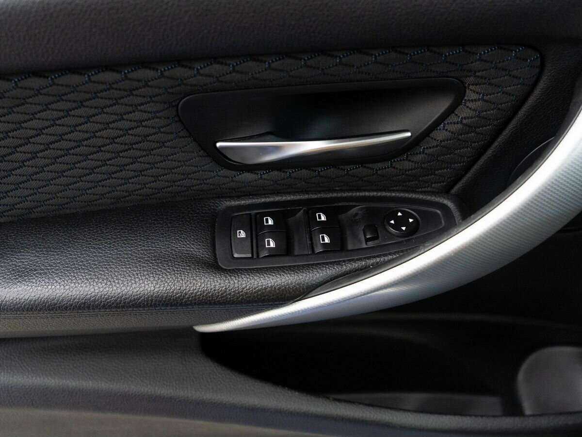 BMW 3 серии с пробегом — 2014 год. Фото: #12