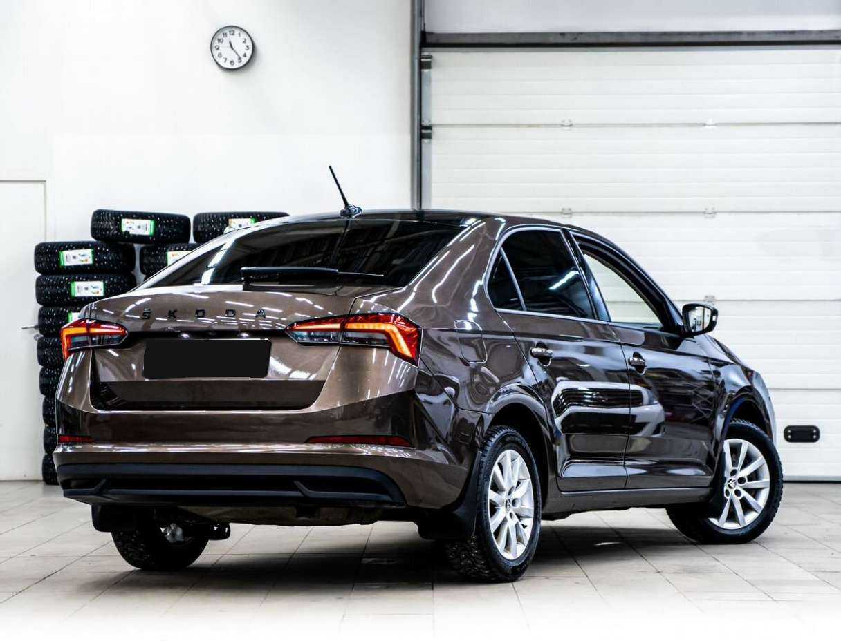 Skoda Rapid с пробегом — 2021 год. Фото: #2