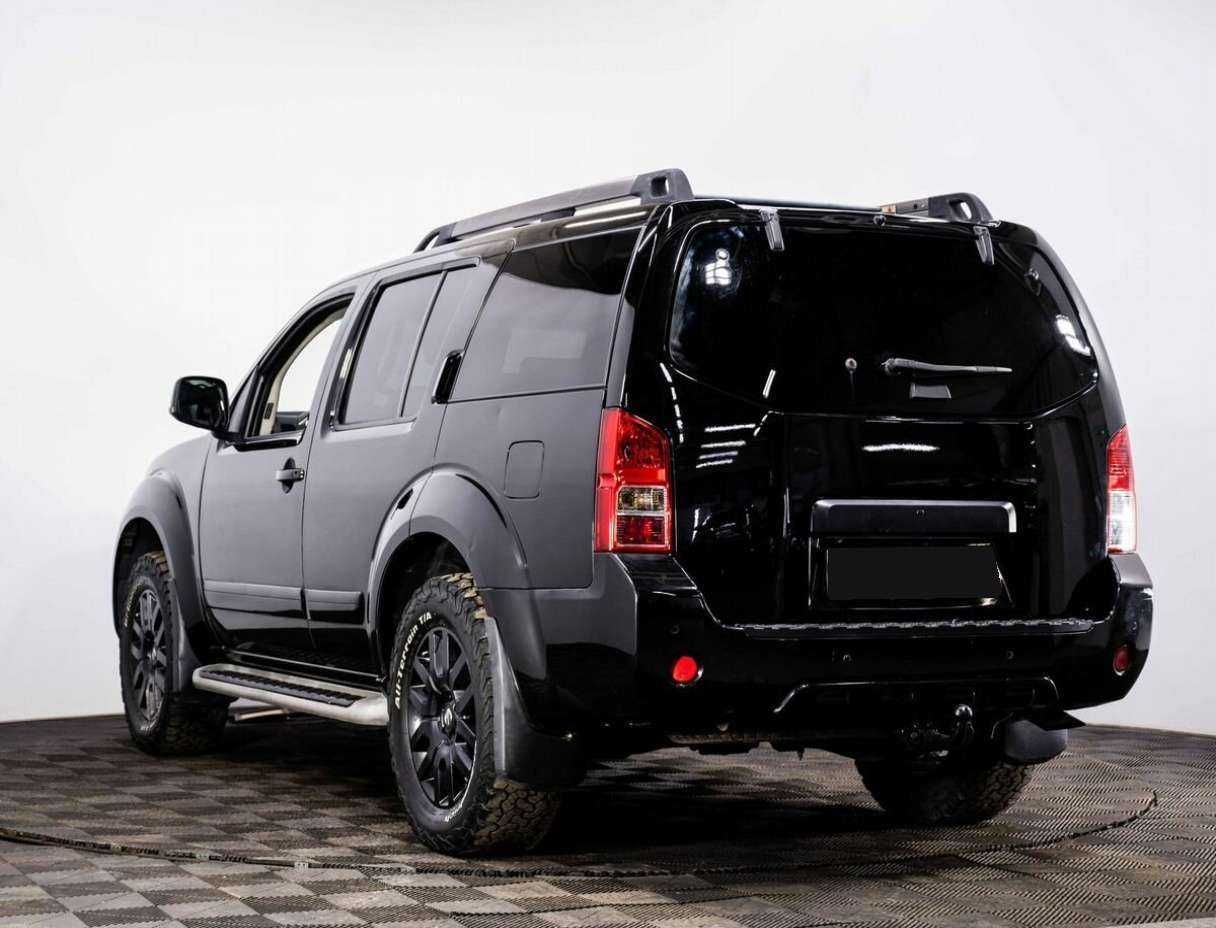 Nissan Pathfinder с пробегом — 2013 год. Фото: #3