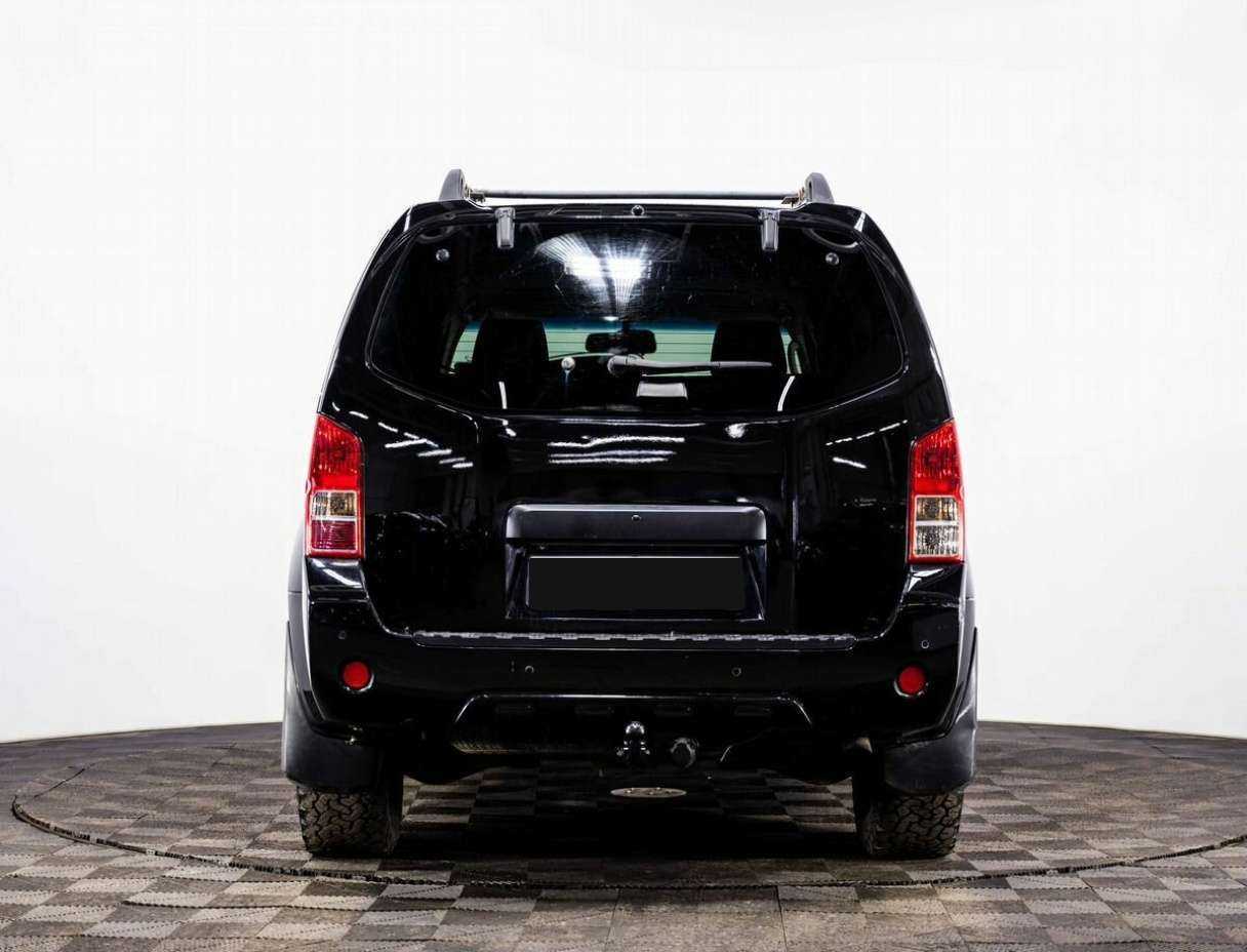 Nissan Pathfinder с пробегом — 2013 год. Фото: #4